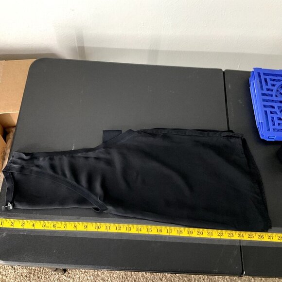 Theory Top Women's Large L Black Silk V-Neck Side Cut Out Sleeveless Blouse - Picture 14 of 16